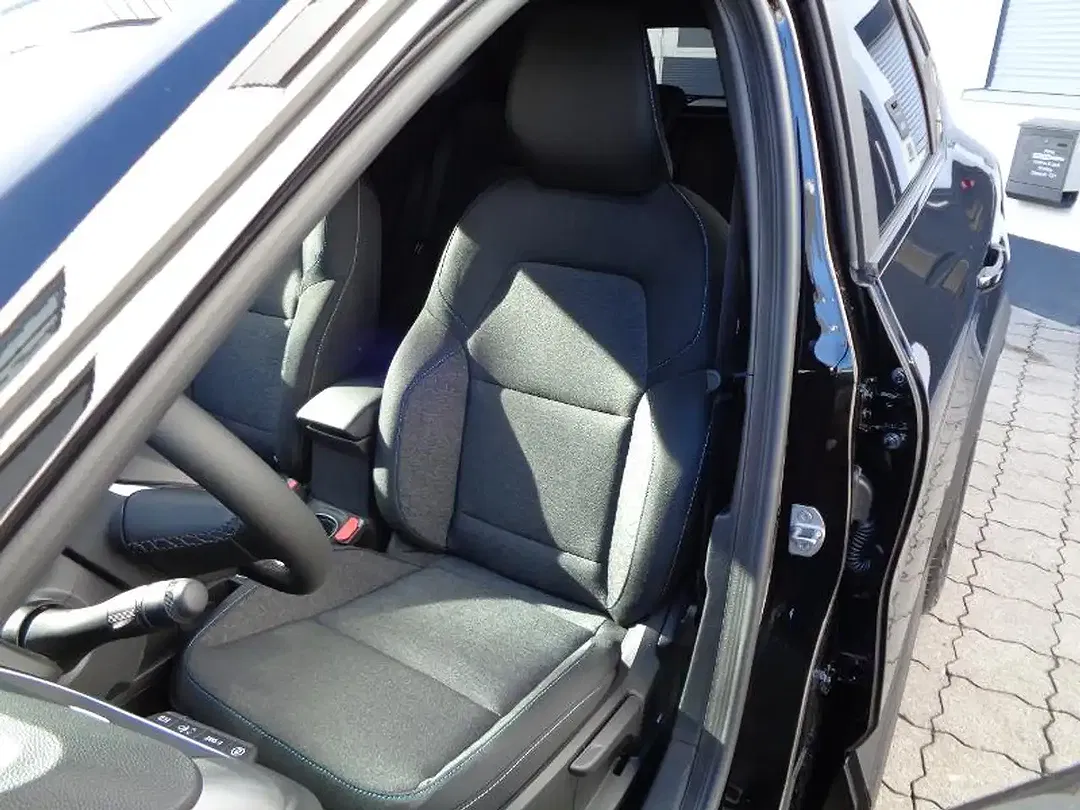 Mitsubishi ASX - Thumbnail 9