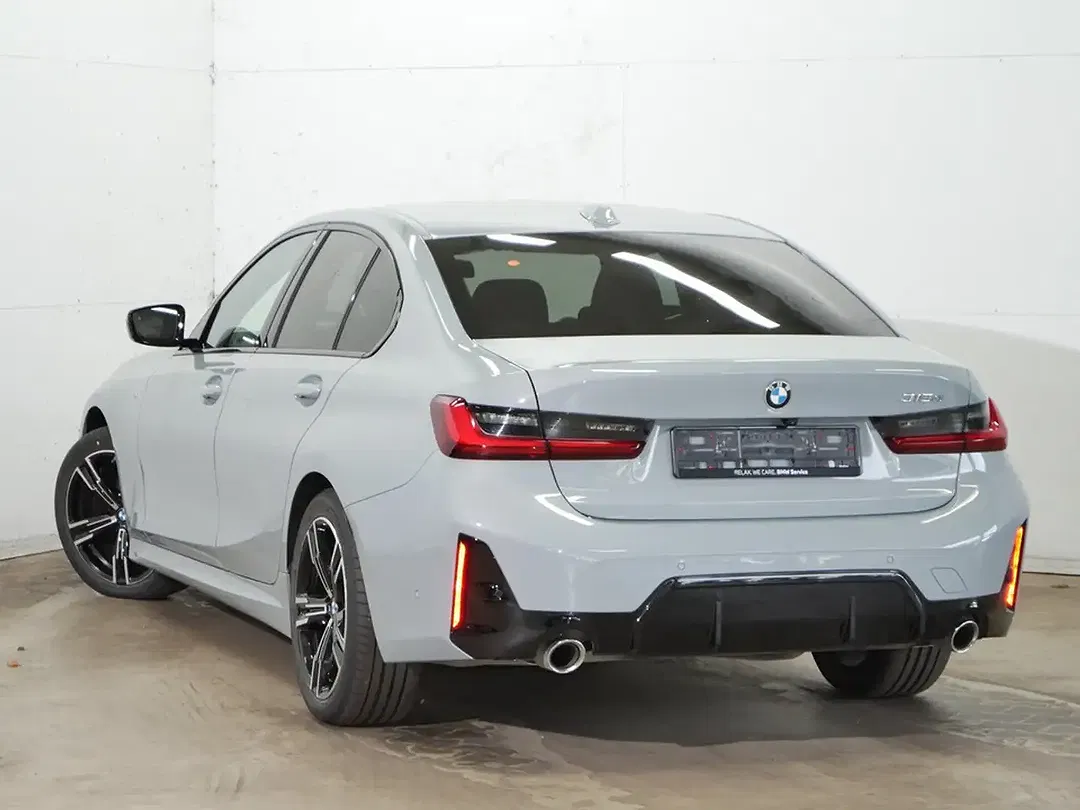 BMW 318 - Thumbnail 3
