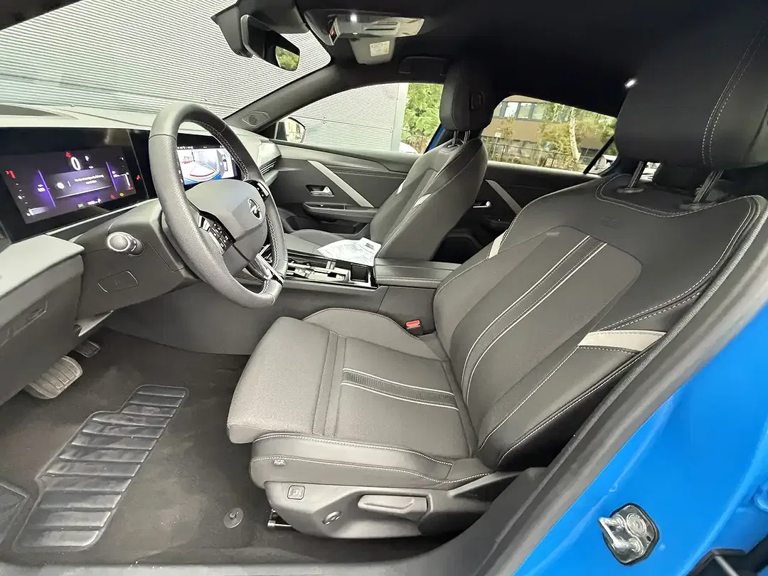 Opel Astra - Thumbnail 5
