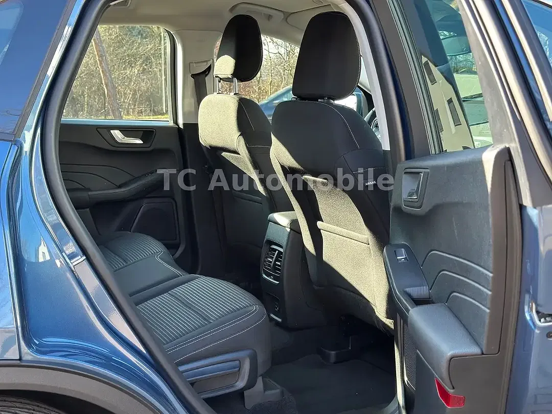 Ford Kuga - Thumbnail 7