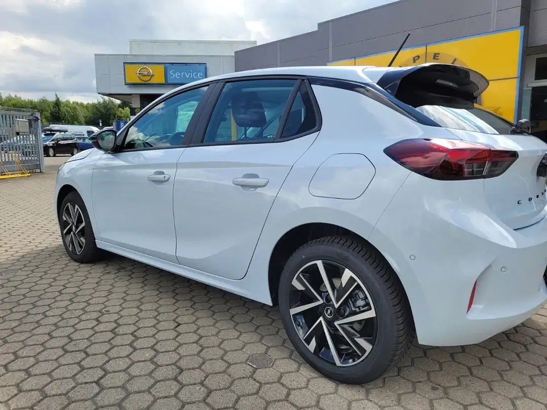 Opel Corsa - Thumbnail 4
