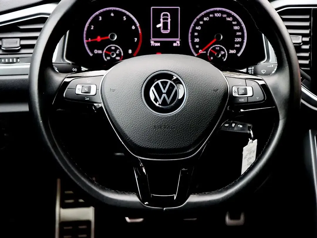 Volkswagen T-Roc - Thumbnail 7