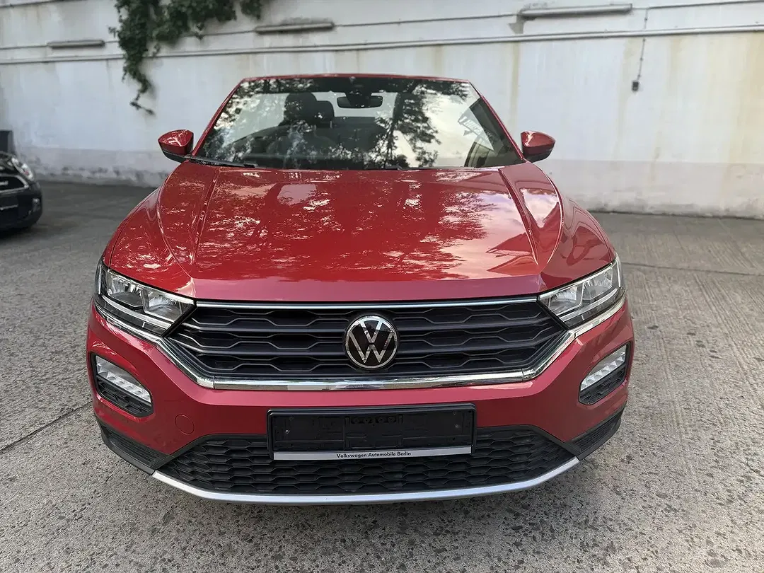 Volkswagen T-Roc - Thumbnail 10