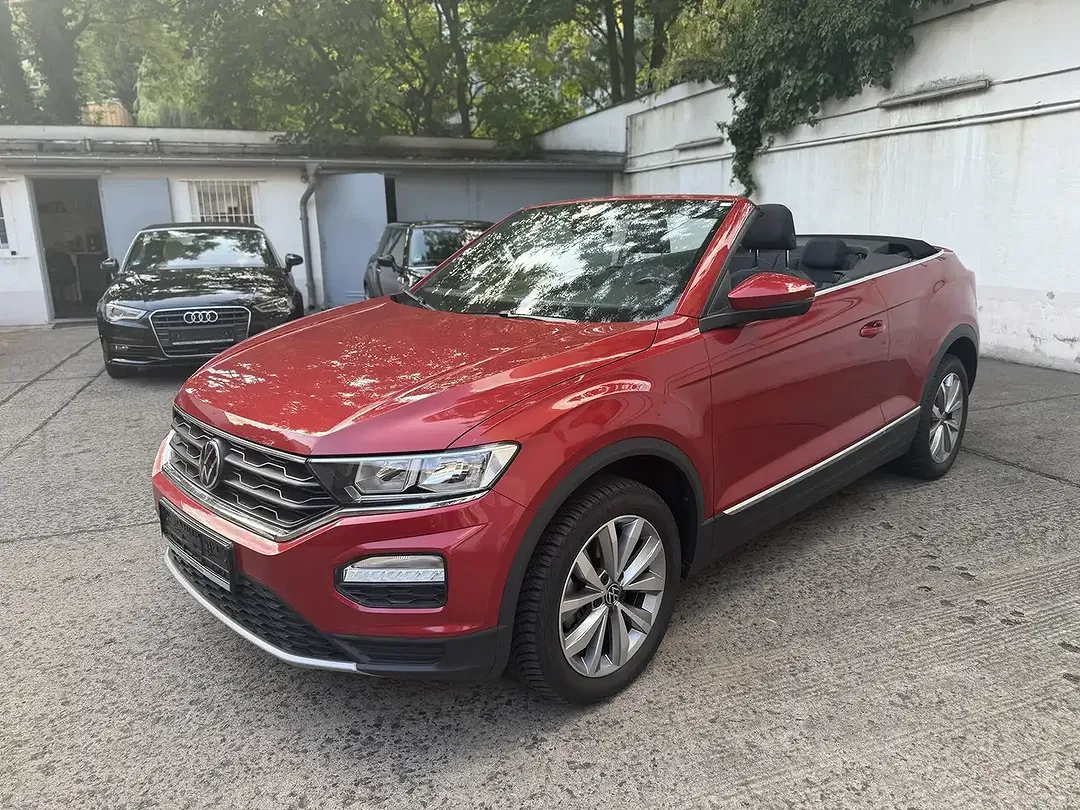 Volkswagen T-Roc - Thumbnail 4