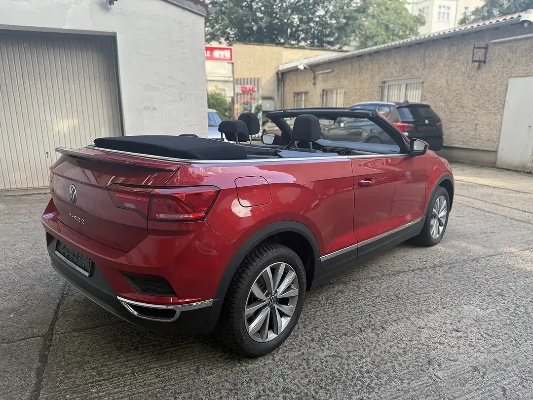 Volkswagen T-Roc - Thumbnail 8