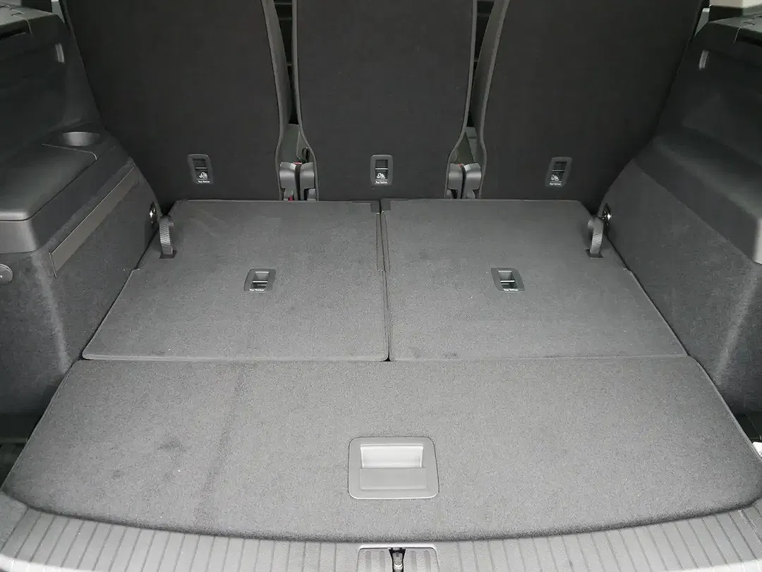 Volkswagen Touran - Thumbnail 8