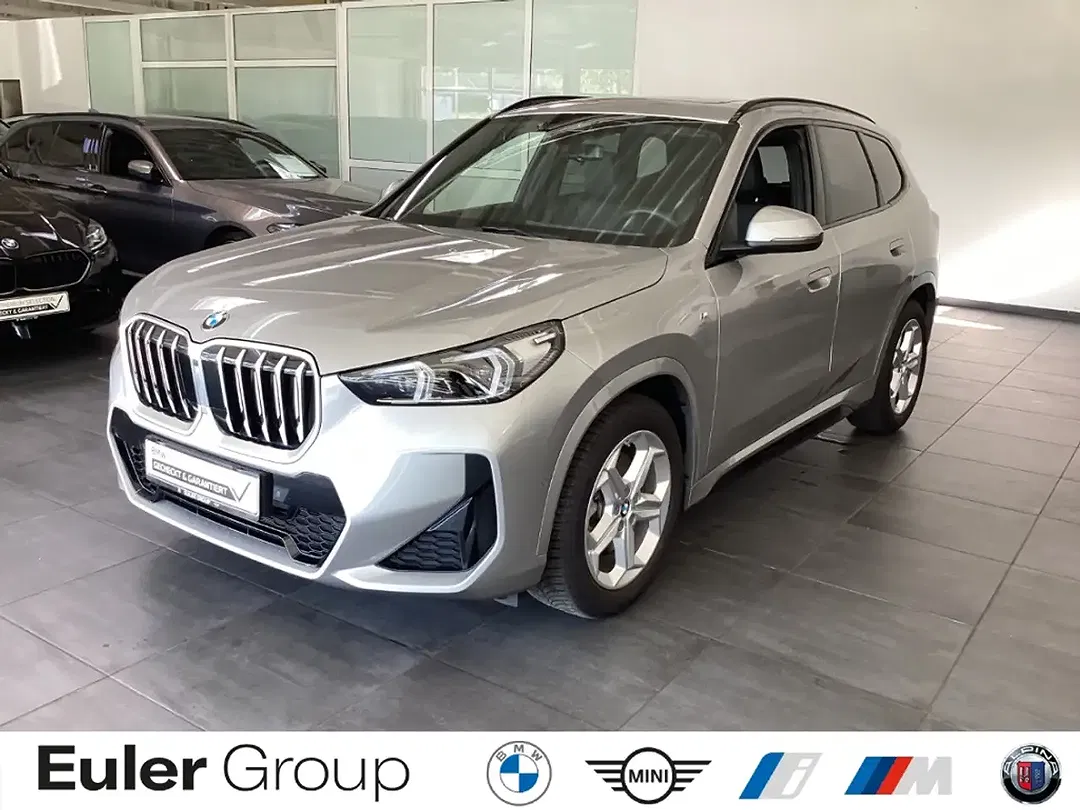 BMW X1 - Thumbnail 1