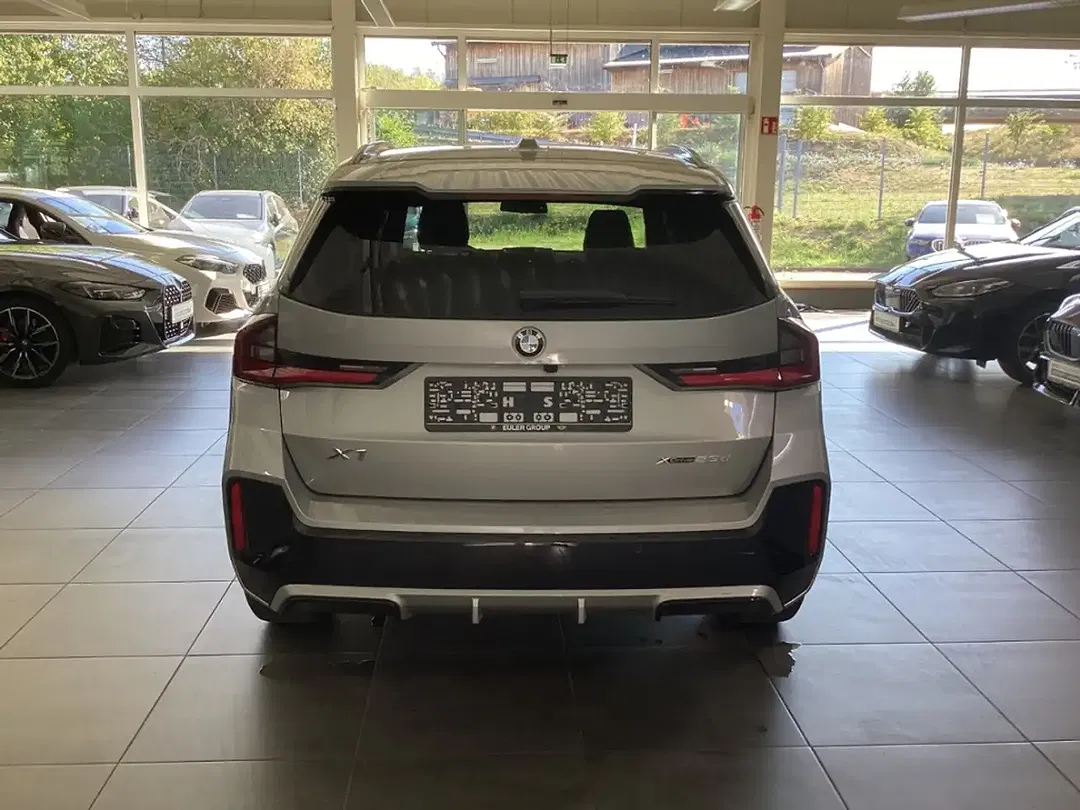 BMW X1 - Thumbnail 4
