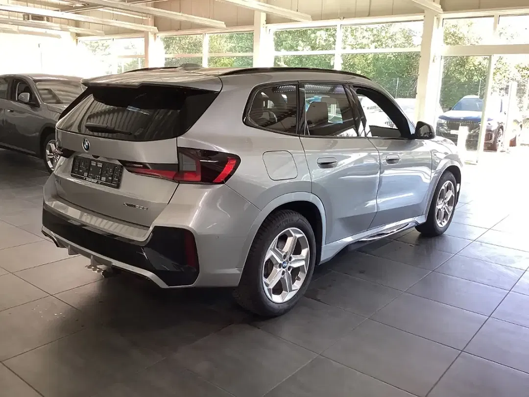 BMW X1 - Thumbnail 5