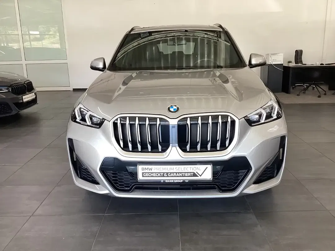 BMW X1 - Thumbnail 8