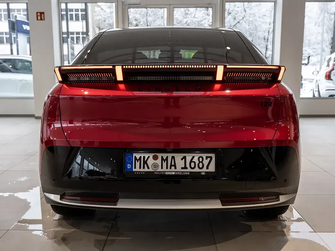 Lynk & Co 02 - Thumbnail 4