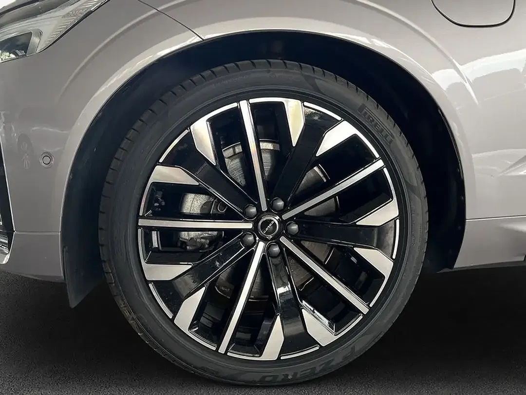 Volvo XC60 - Thumbnail 6