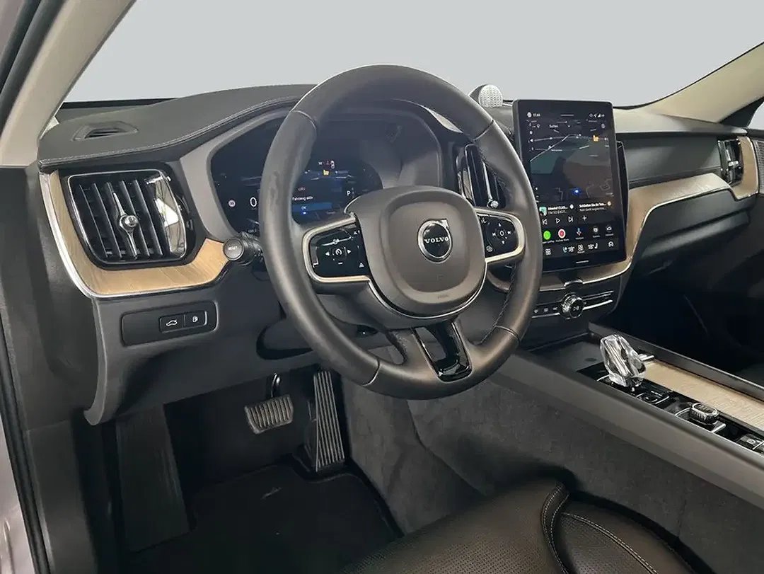 Volvo XC60 - Thumbnail 8