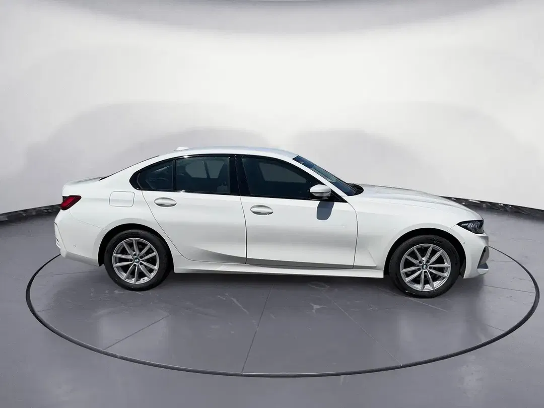 BMW 318 - Thumbnail 6