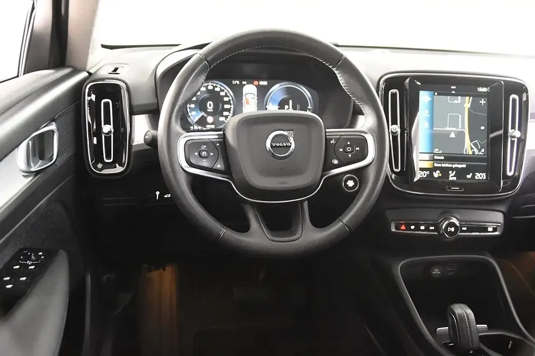 Volvo XC40 - Thumbnail 11
