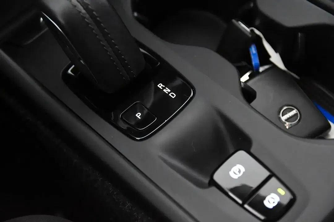 Volvo XC40 - Thumbnail 13