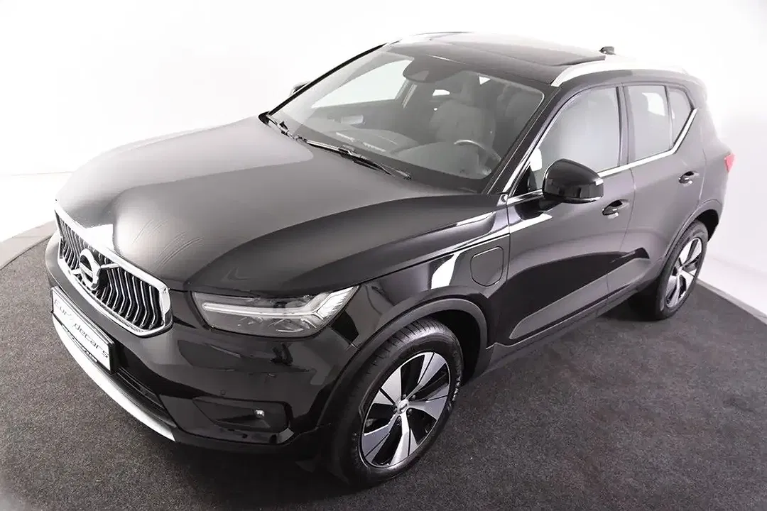 Volvo XC40 - Thumbnail 4