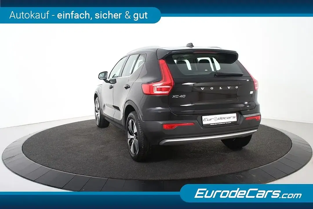 Volvo XC40 - Thumbnail 6