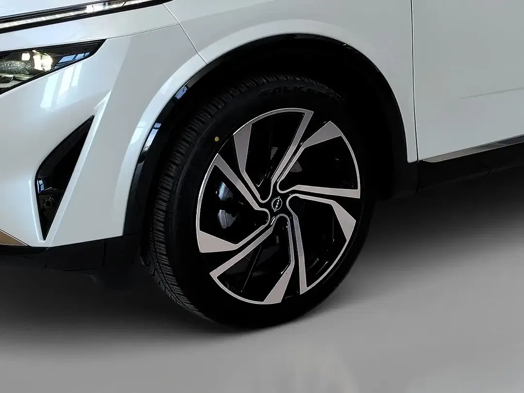 Nissan Qashqai - Thumbnail 9