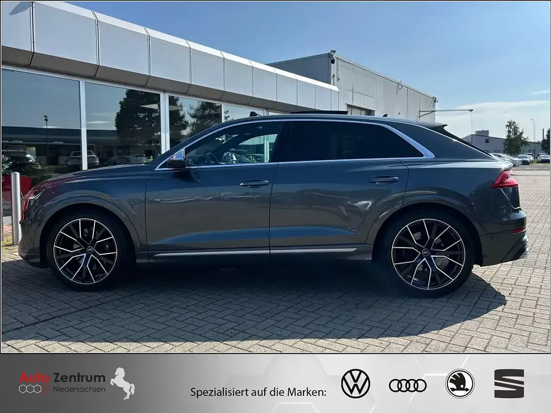 Audi SQ8 - Thumbnail 11