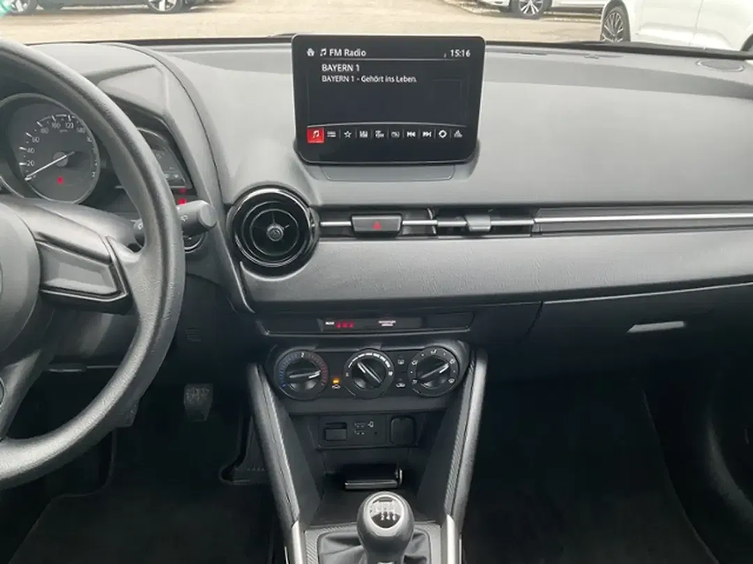Mazda 2 - Thumbnail 12