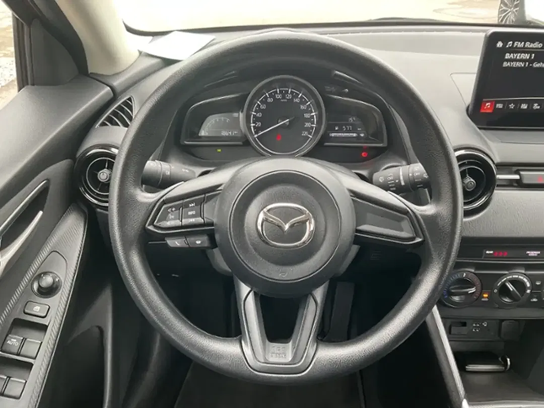 Mazda 2 - Thumbnail 13
