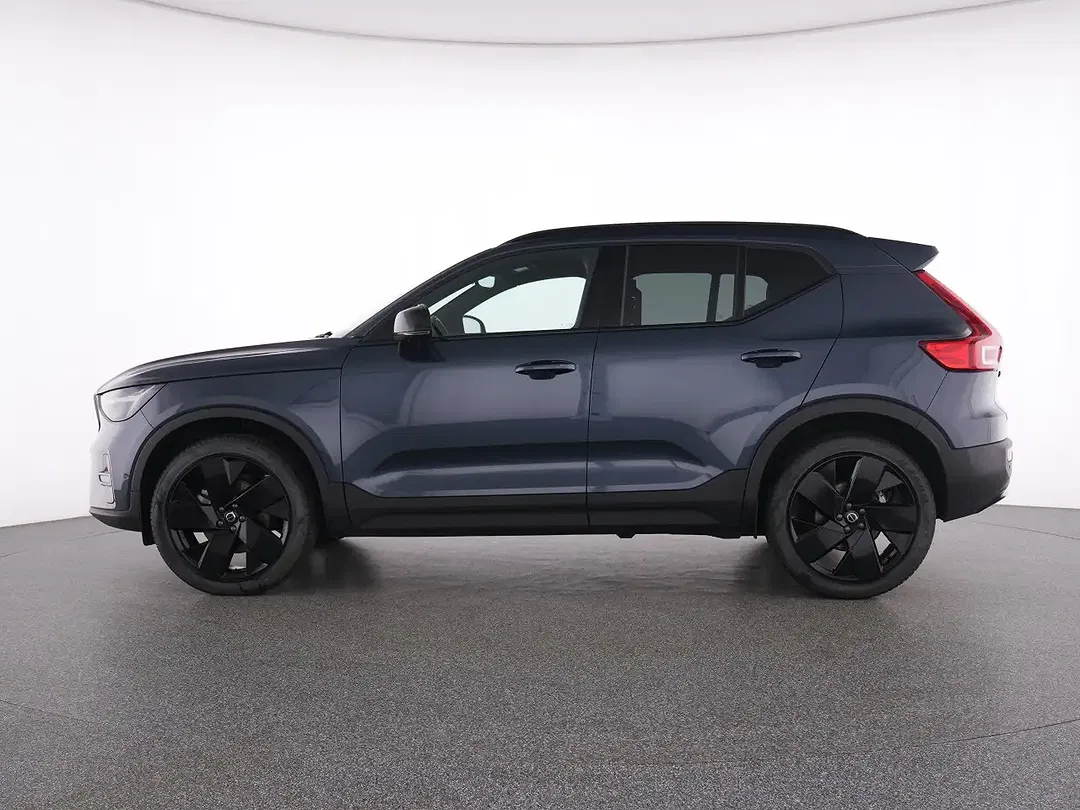 Volvo XC40 - Thumbnail 10