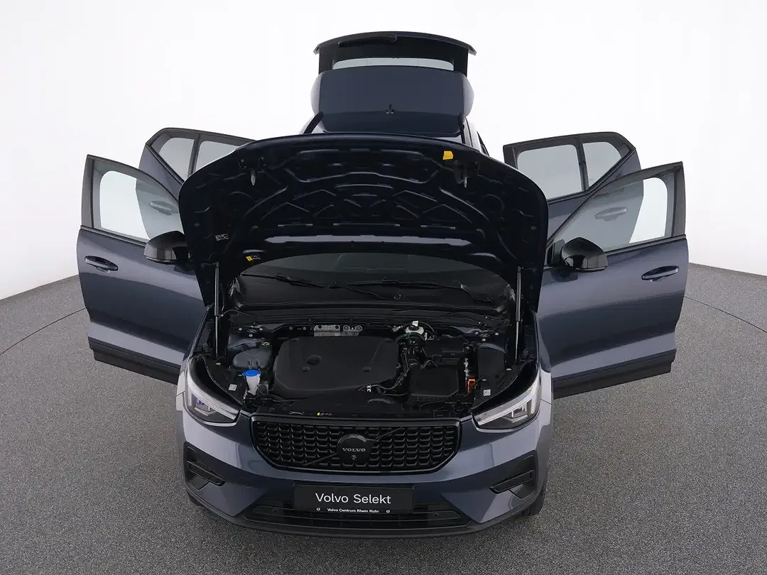 Volvo XC40 - Thumbnail 12