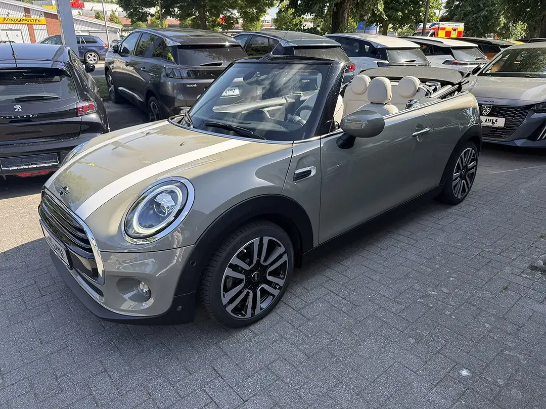 MINI Cooper - Thumbnail 3