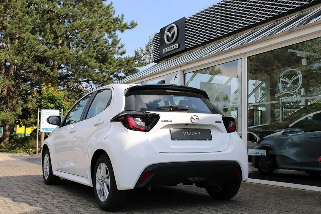 Mazda 2 - Thumbnail 3