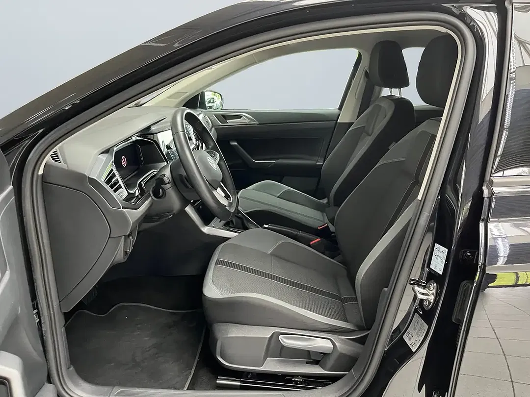 Volkswagen Polo - Thumbnail 7