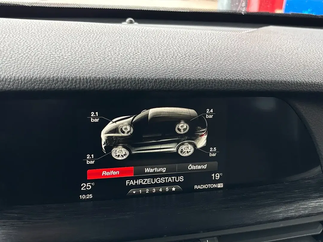 Alfa Romeo Stelvio - Thumbnail 12