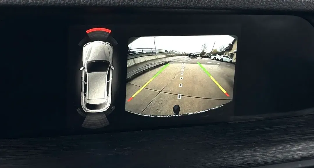 Alfa Romeo Stelvio - Thumbnail 8