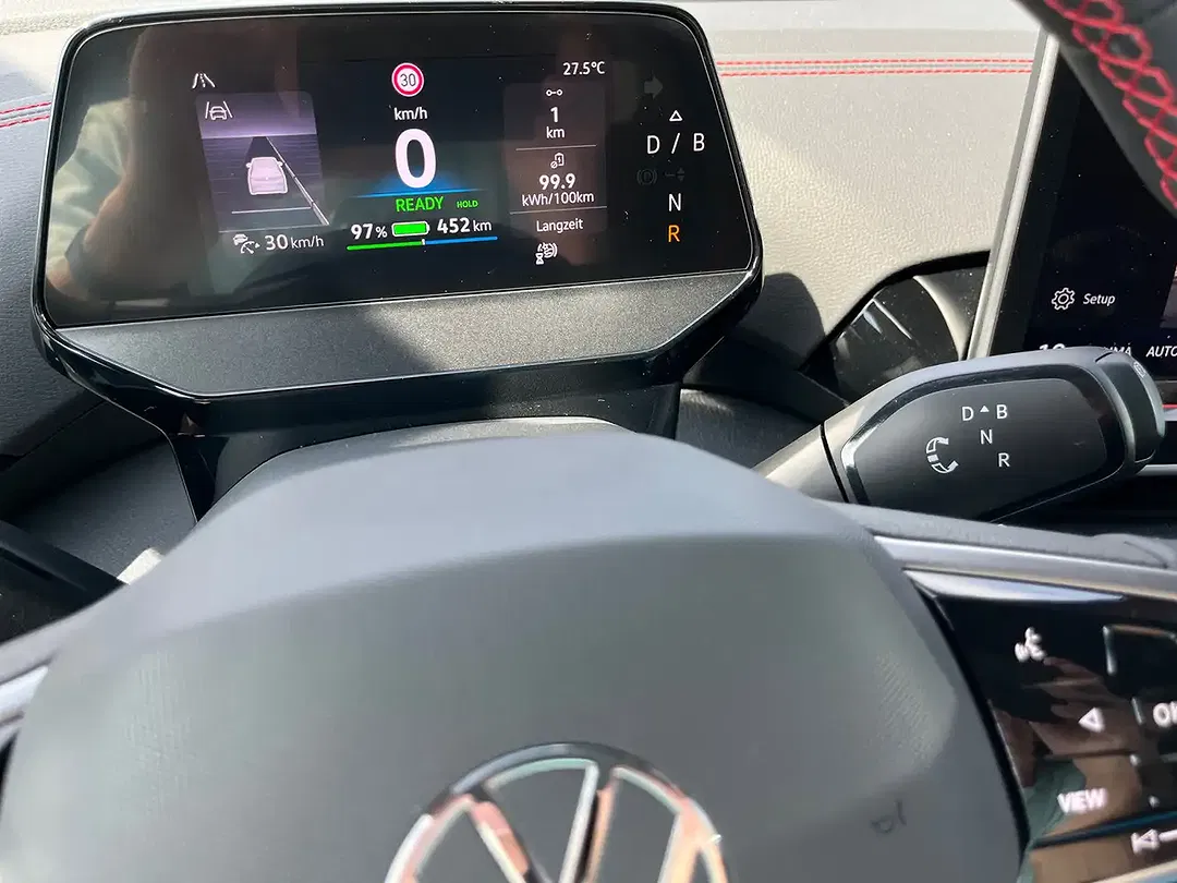 Volkswagen ID.4 - Thumbnail 8