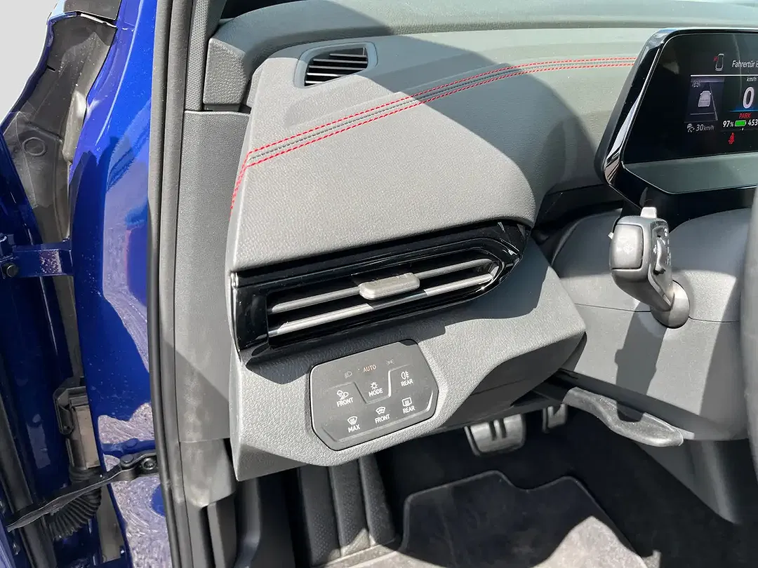 Volkswagen ID.4 4Motion - foto 13