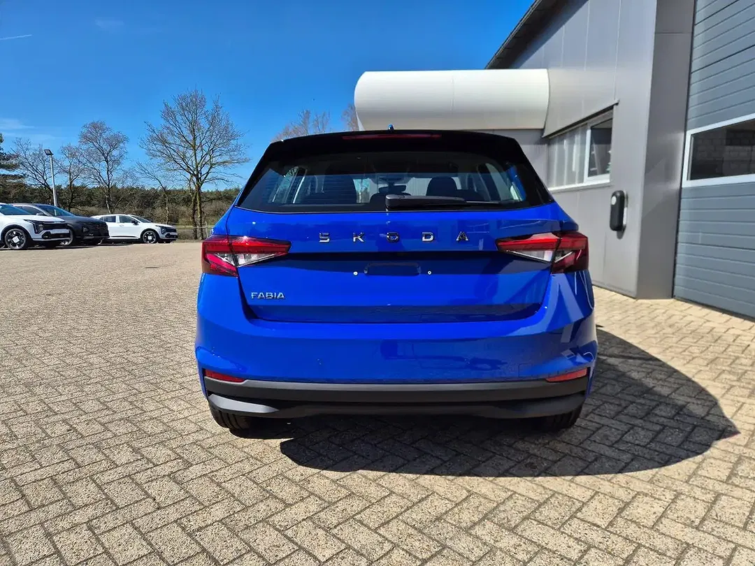 Skoda Fabia - Thumbnail 4