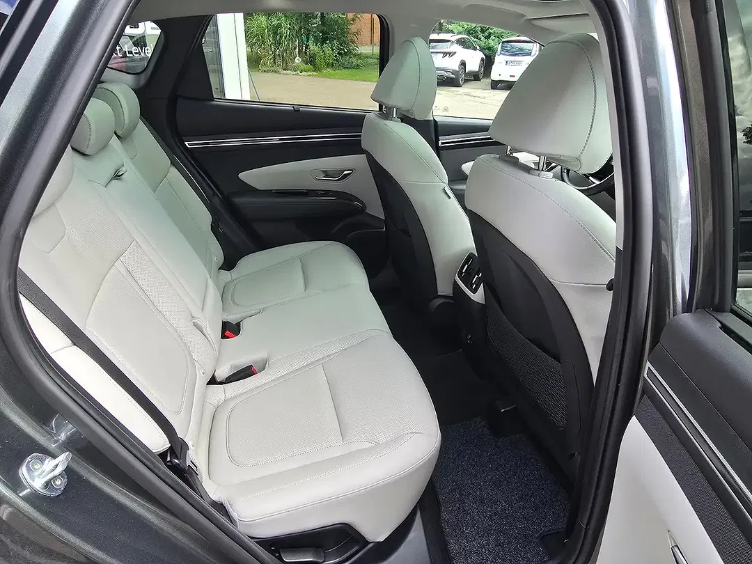 Hyundai TUCSON - Thumbnail 9