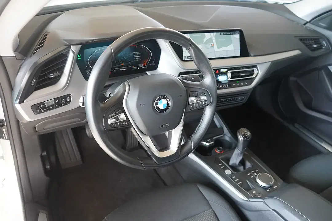 BMW 218 - Thumbnail 12