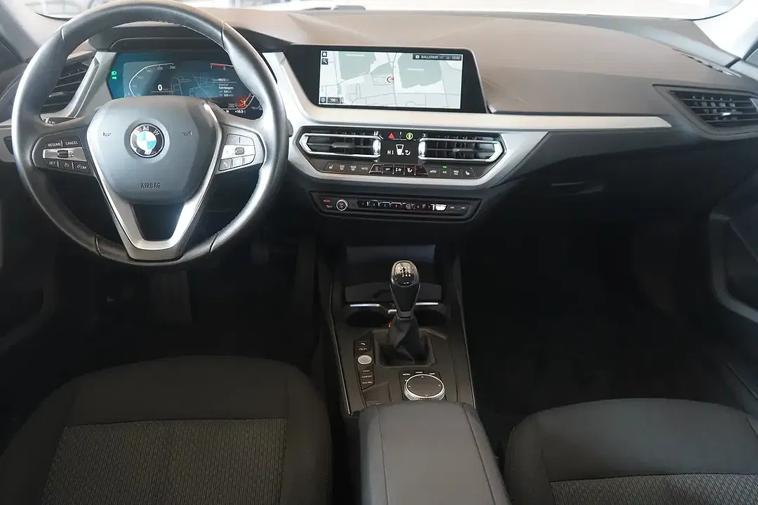 BMW 218 - Thumbnail 13
