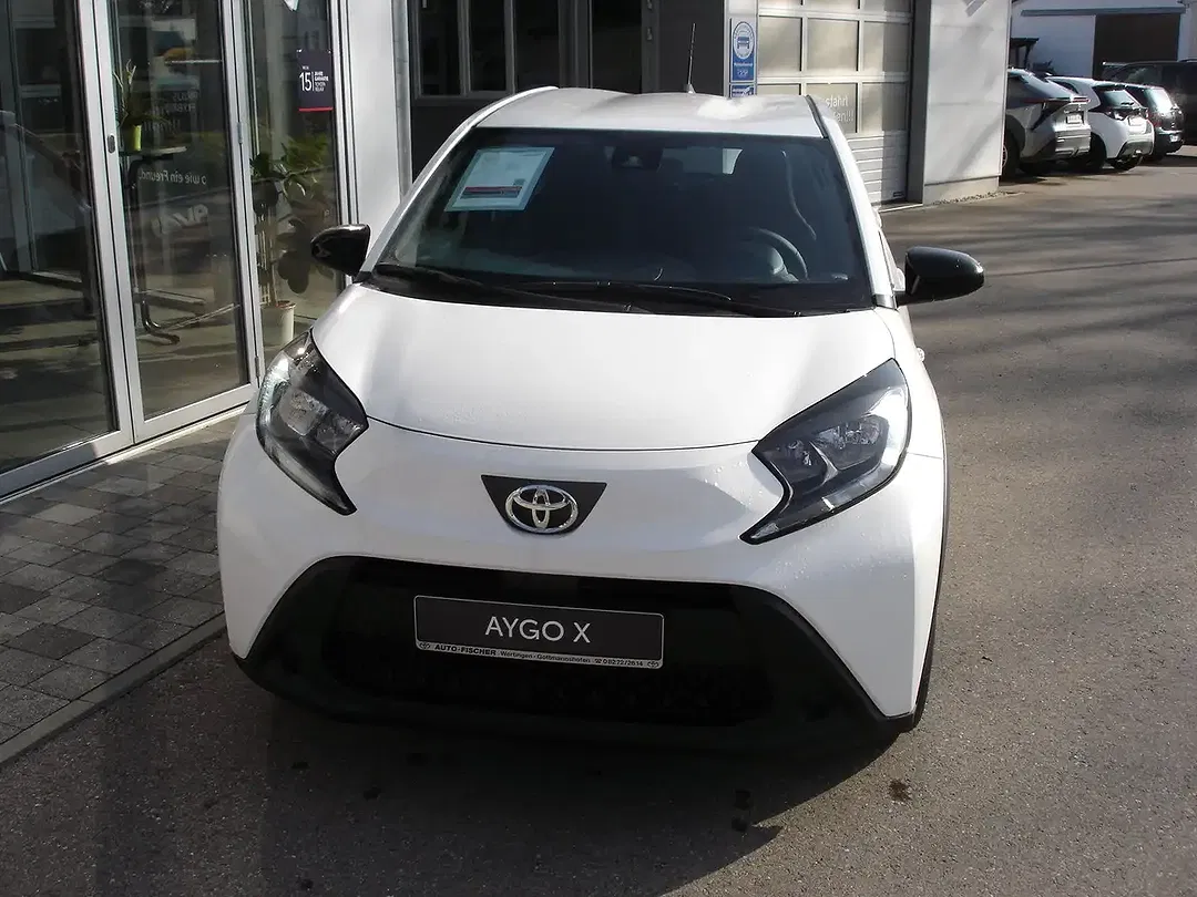 Toyota Aygo X - Thumbnail 3