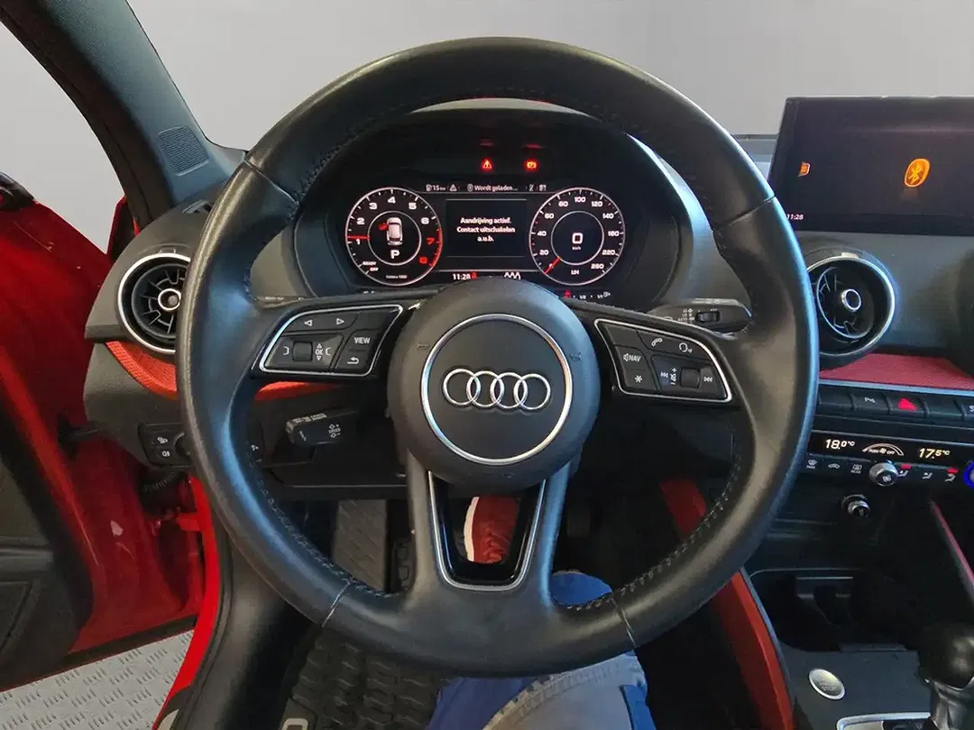 Audi Q2 - Thumbnail 12