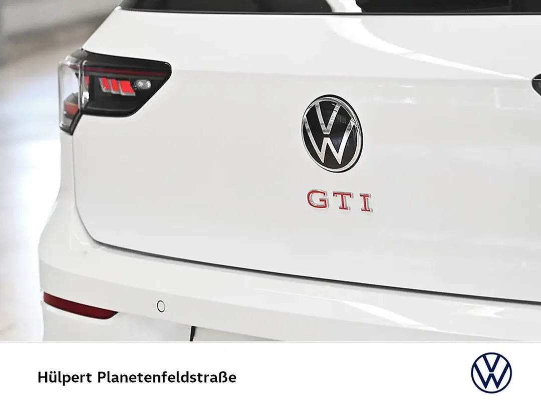 Volkswagen Golf - Thumbnail 8