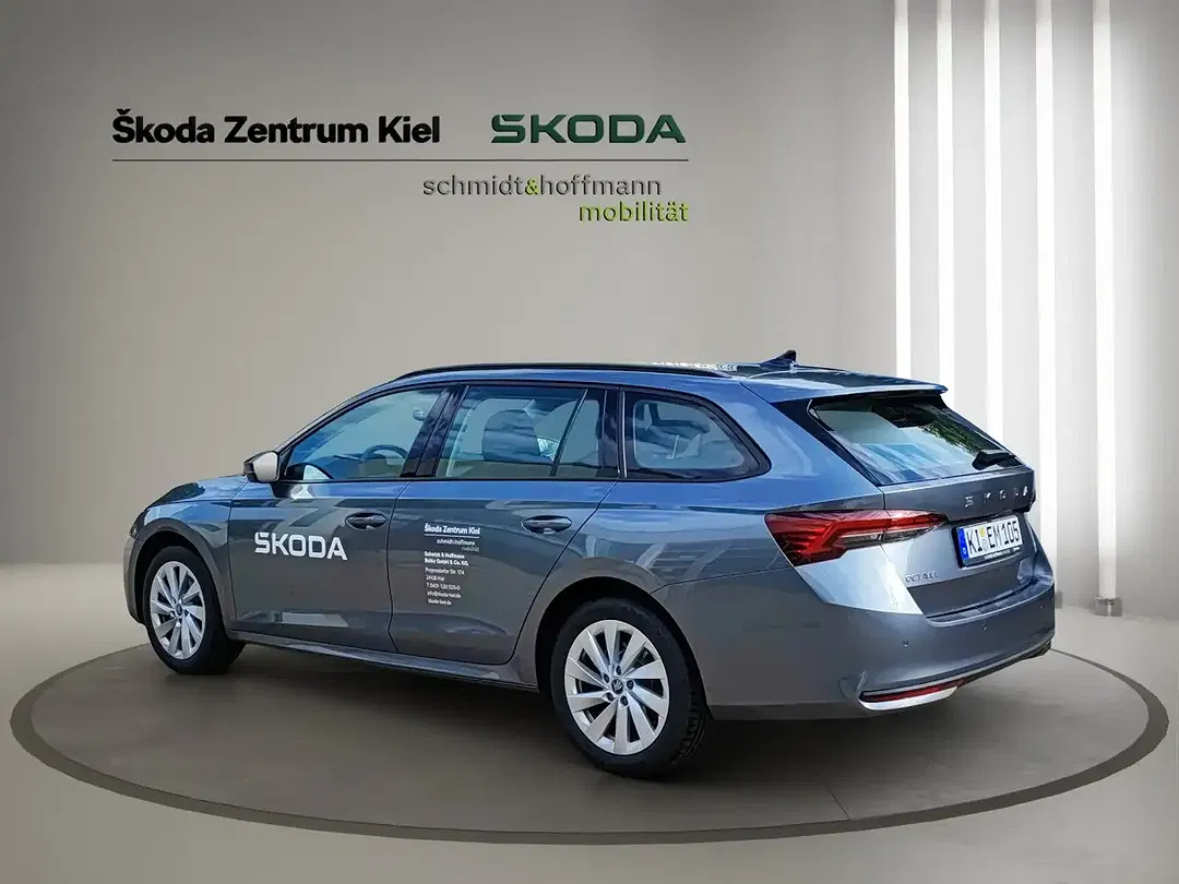 Skoda Octavia - Thumbnail 4