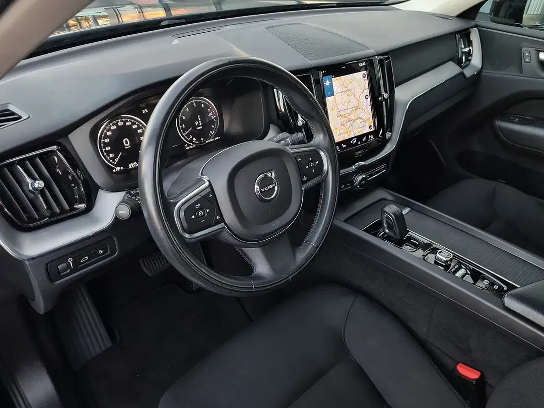 Volvo XC60 - Thumbnail 10