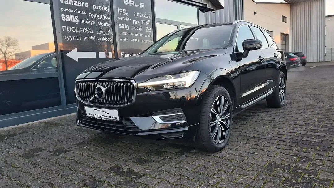 Volvo XC60 - Thumbnail 3