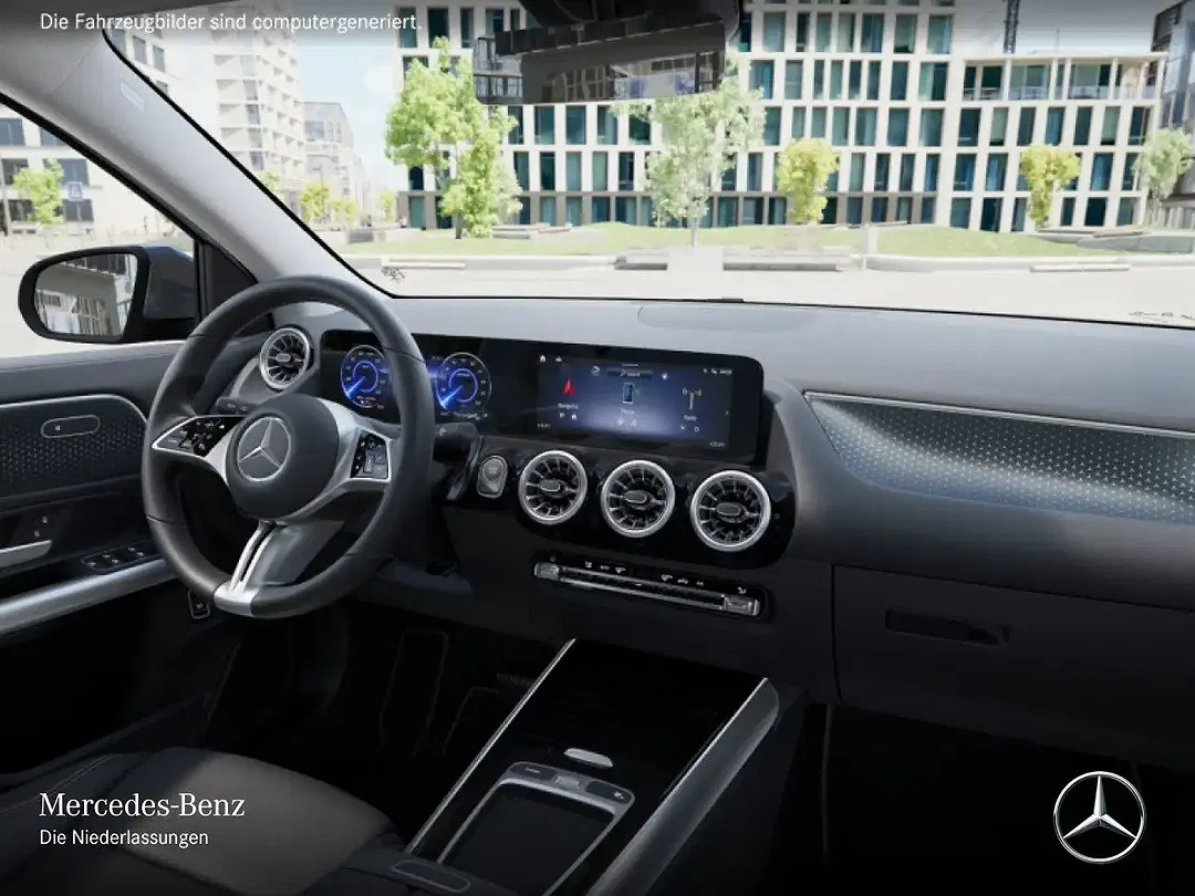 Mercedes-Benz EQA 300 - Thumbnail 10
