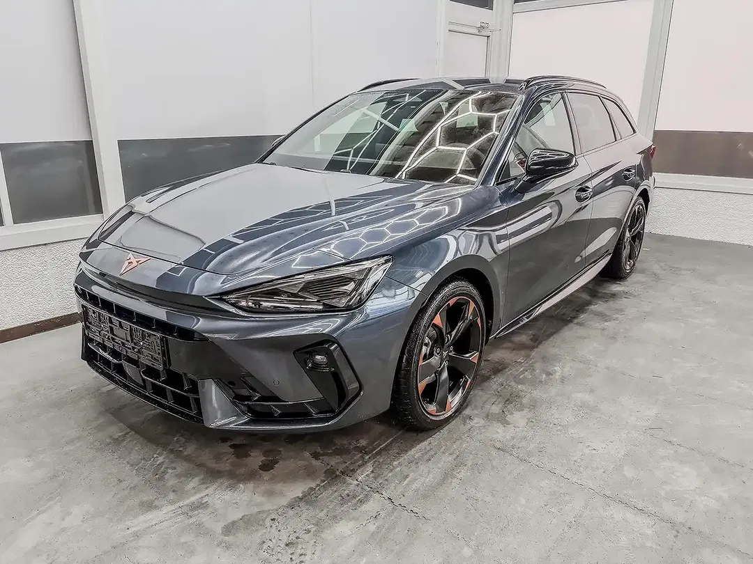 CUPRA Leon - Thumbnail 1
