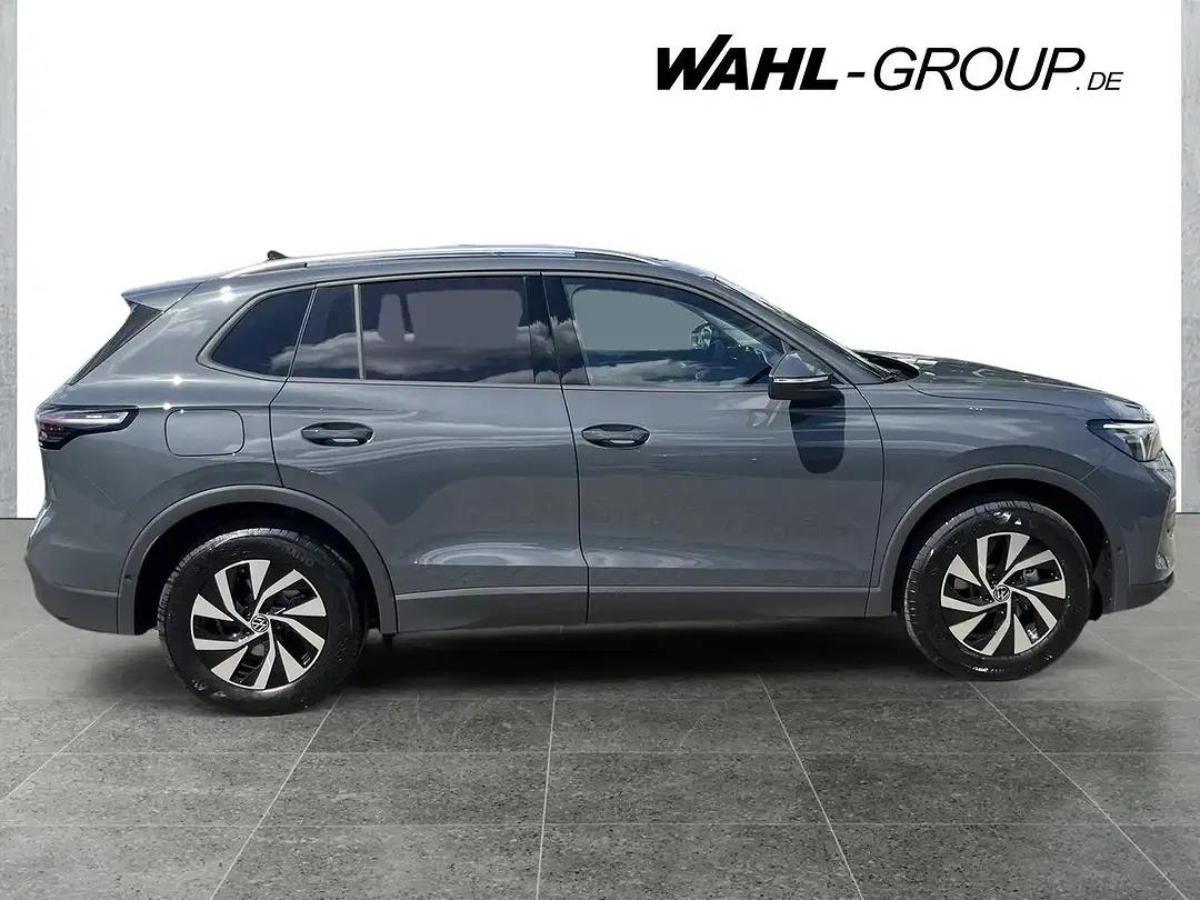 Volkswagen Tiguan - Thumbnail 3