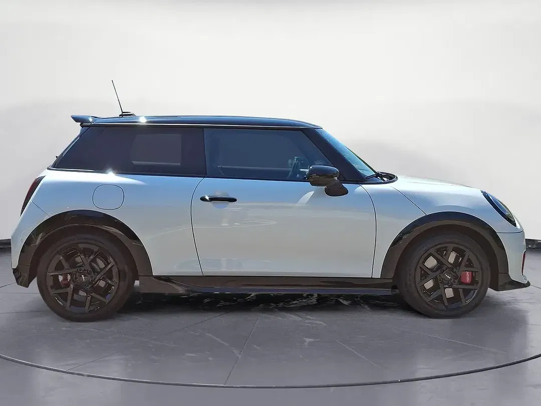 MINI John Cooper Works - Thumbnail 5
