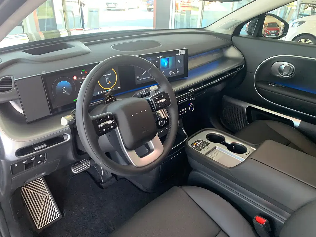 Hyundai IONIQ 9 - Thumbnail 10
